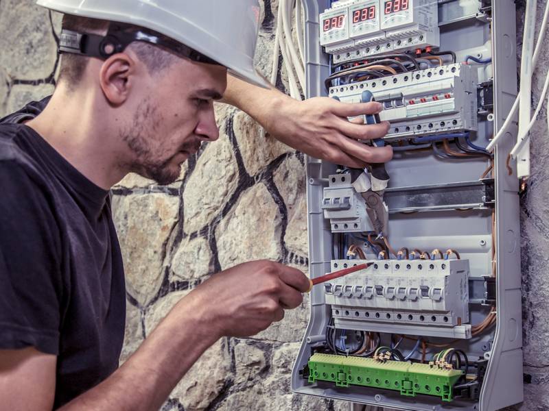 Why Should I Hire A Professional Electrical Company?