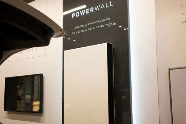 Battery-Backup Battery-Backup